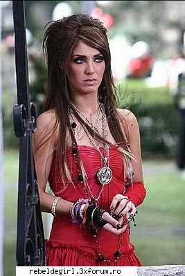 a3a look anahi